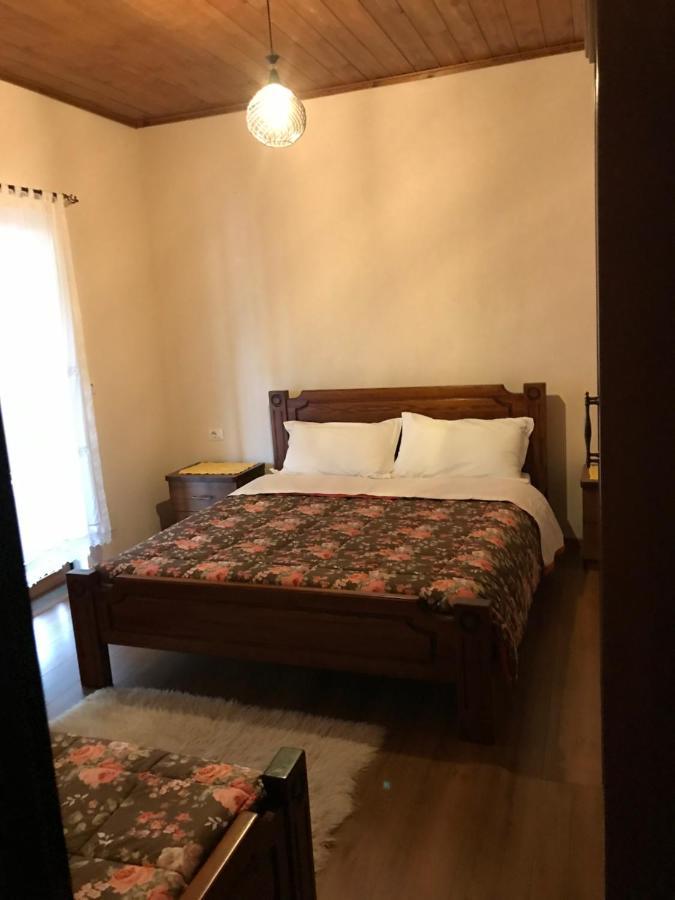 Bujtina Hader Xhebro Hostel Tepelene Екстериор снимка